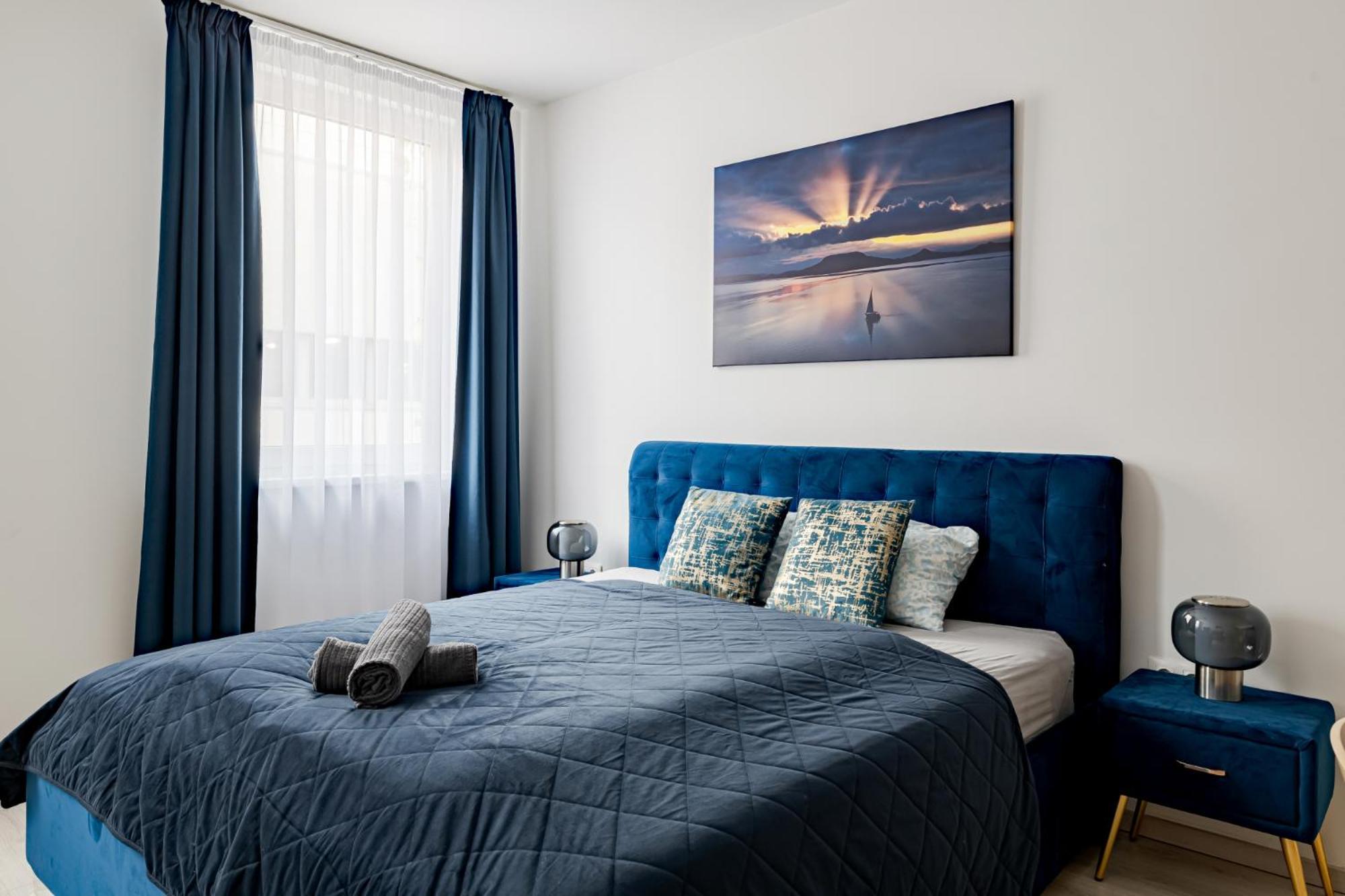 Budapest Spirit - Azure Sky With Free Parking, Budapest